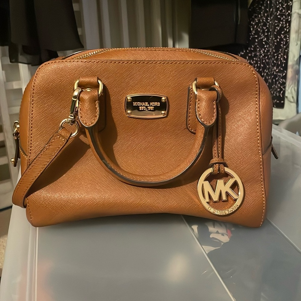 michael kors saffiano mini luggage bag - Picture 1 of 9